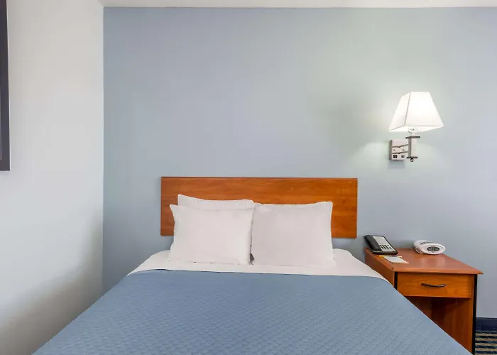 Days Inn By Wyndham Las Vegas