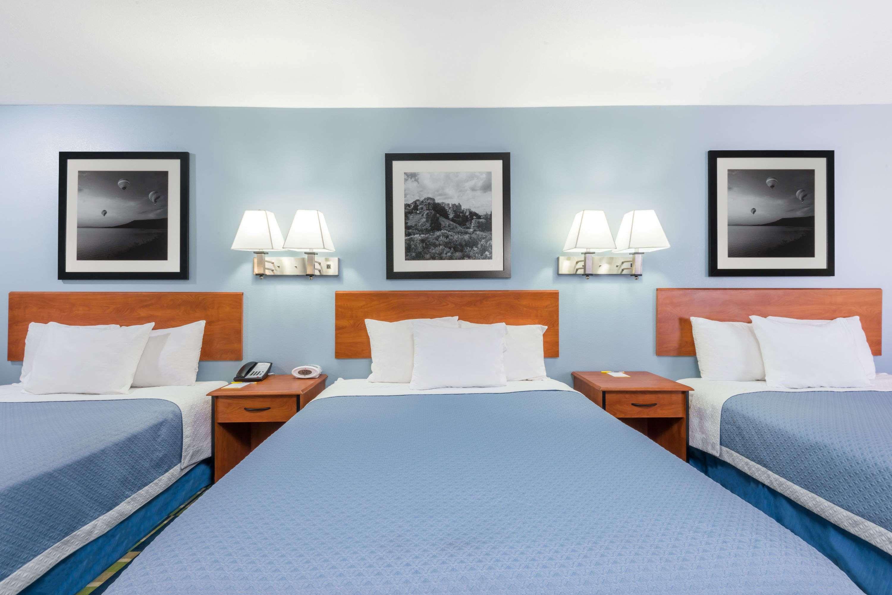 Days By Wyndham Vegas