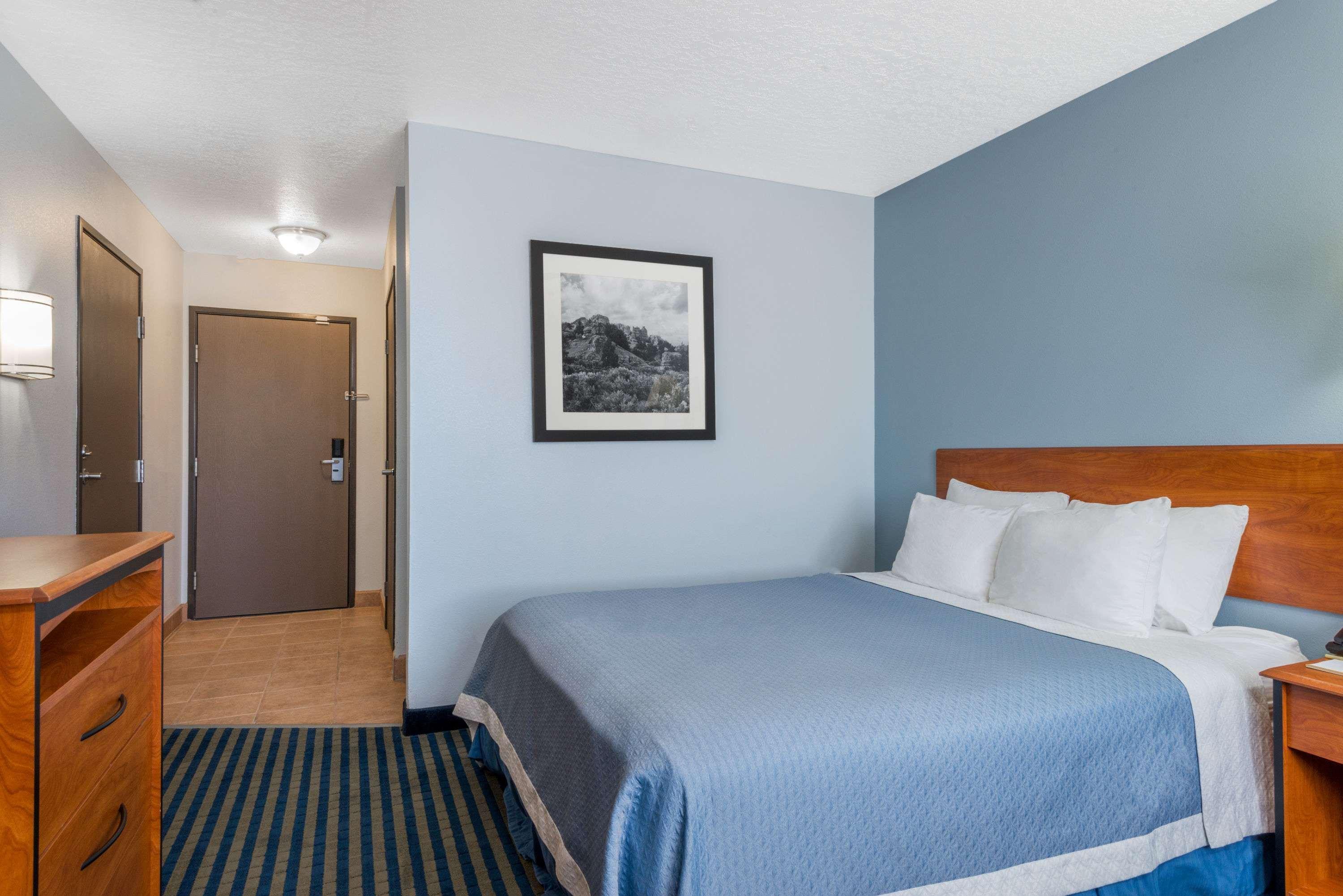Days By Wyndham Vegas