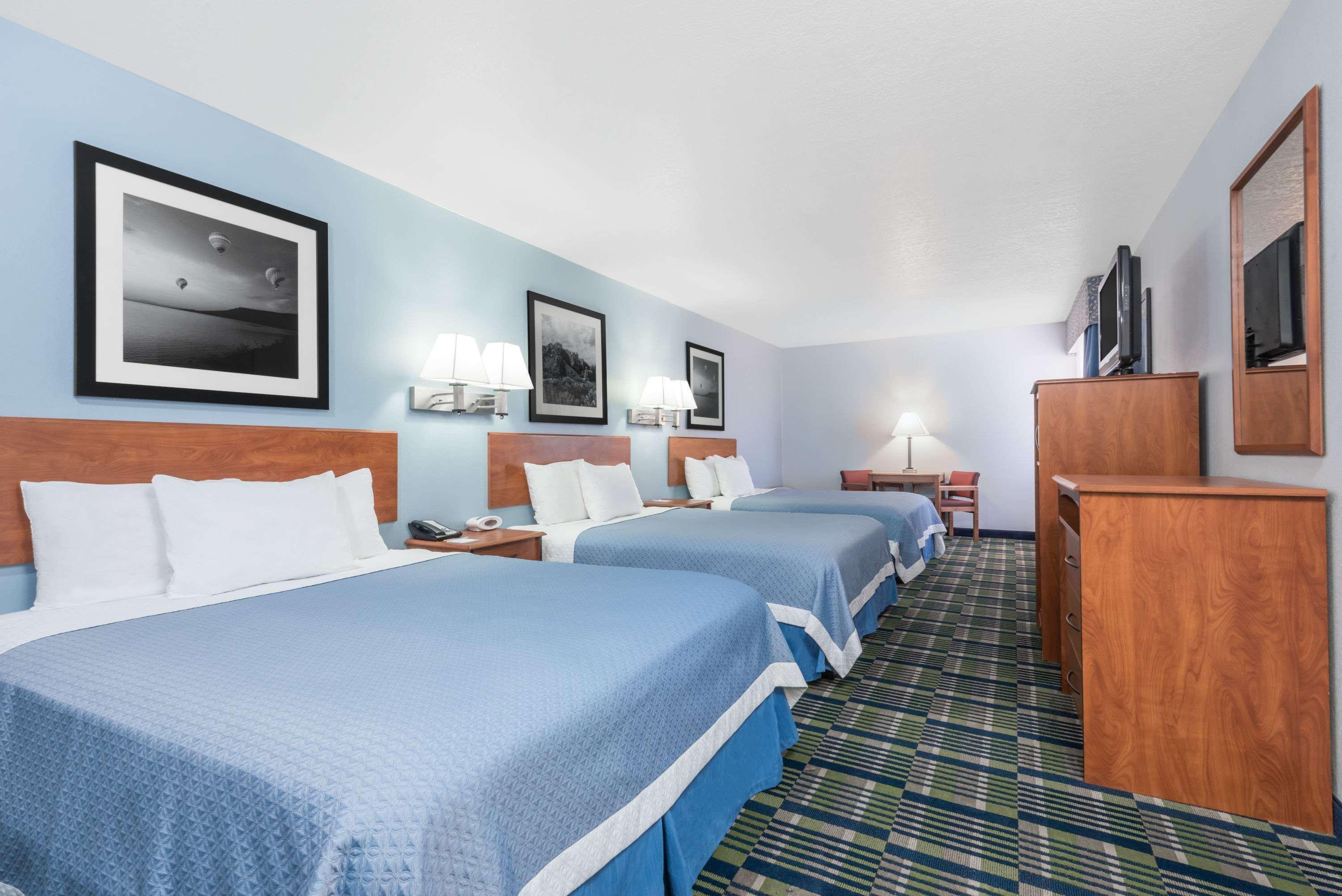 Days By Wyndham Vegas Las Vegas