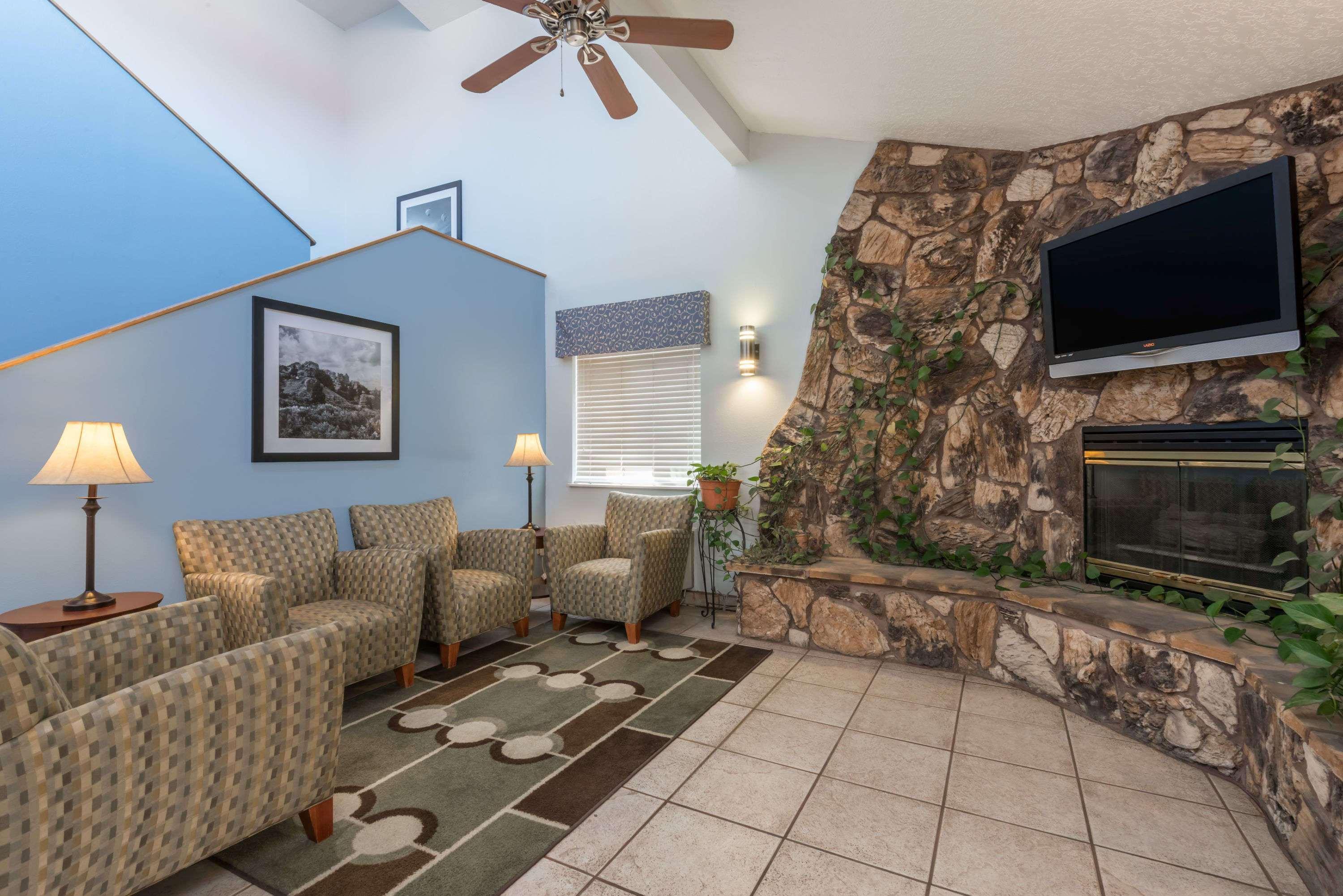 Days By Wyndham Vegas
