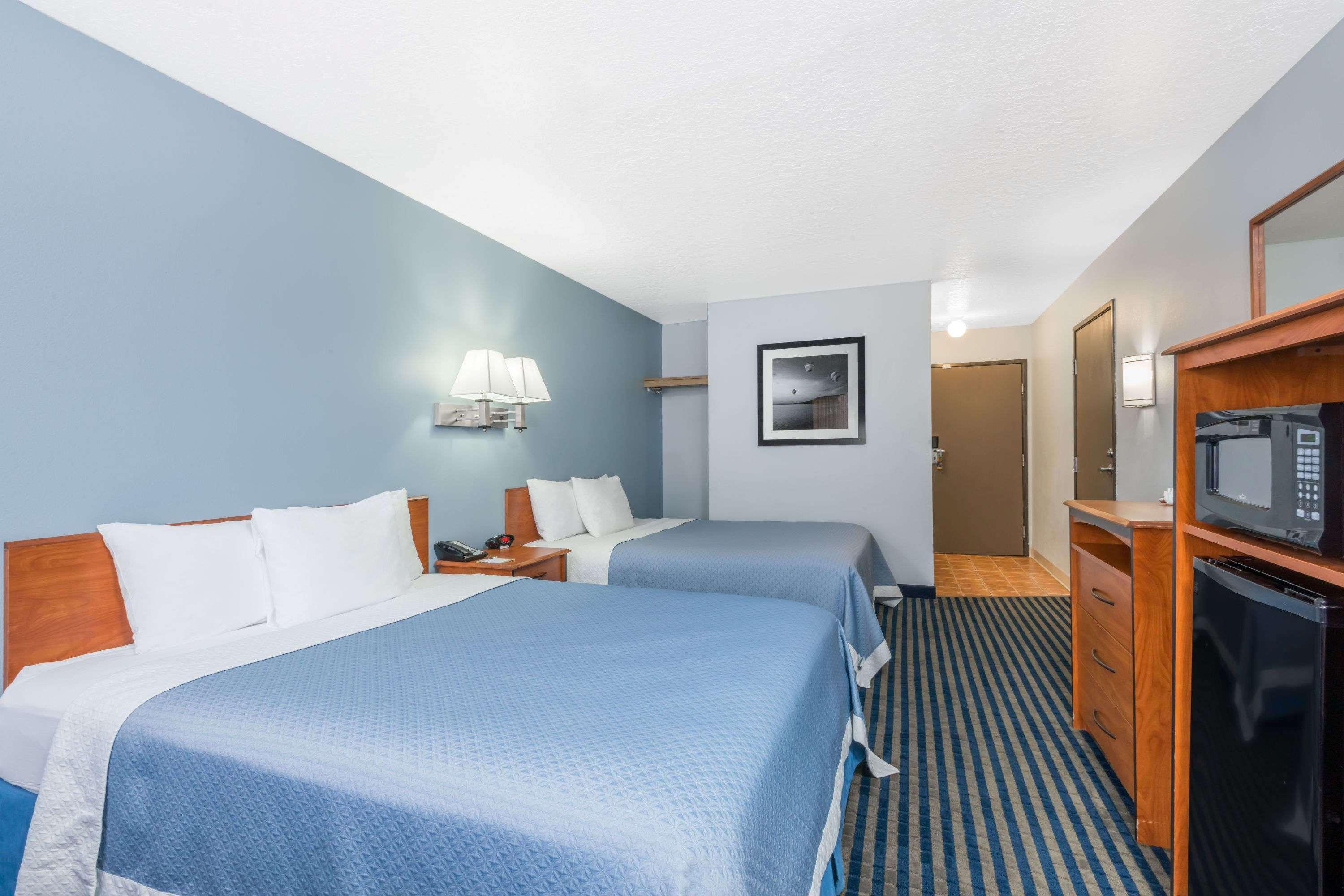 Days By Wyndham Vegas Hotel 2*